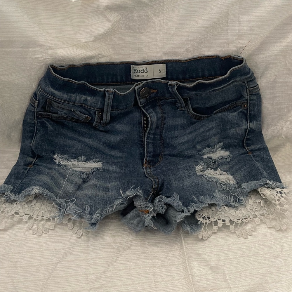 Lace pocket mudd shorts size 5